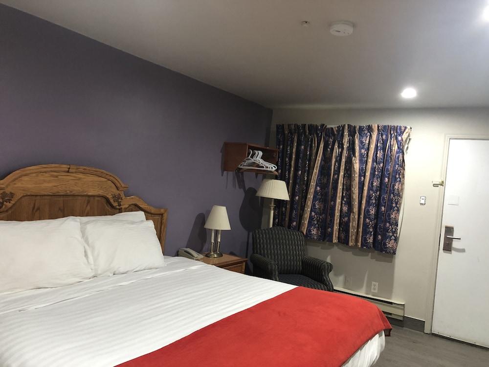 Thriftlodge By Wyndham Moncton Bagian luar foto